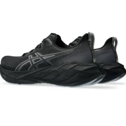 Asics Novablast 4
