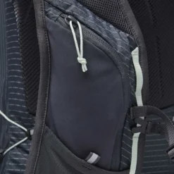 Black Diamond Pursuit 15 Backpack