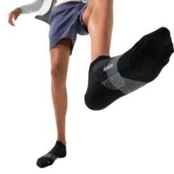 Feetures Merino 10 Ultra Light No Show Tab