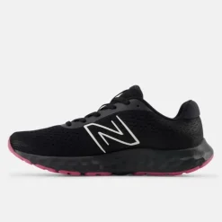 New Balance 520 V8