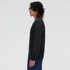 New Balance Athletics Run Long Sleeve T-Shirt