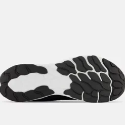 New Balance Fresh Foam Tempo v2