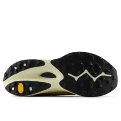 New Balance FuelCell SuperComp Trail