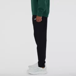 New Balance Men's AC Tapered Pant 29