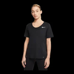 Nike City Sleek T-Shirt
