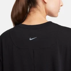 Nike Dri-FIT One Relaxed Long Sleeve Tee