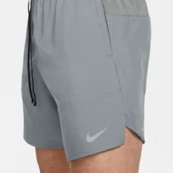 Nike Dri-FIT Stride 7in Brief-Lined Shorts