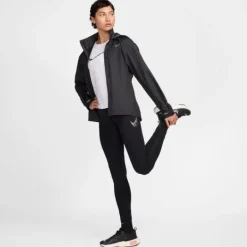 Nike Swoosh Heathered Fast Repel Jacket