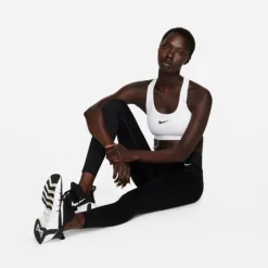 Nike Swoosh Medium Support Bra